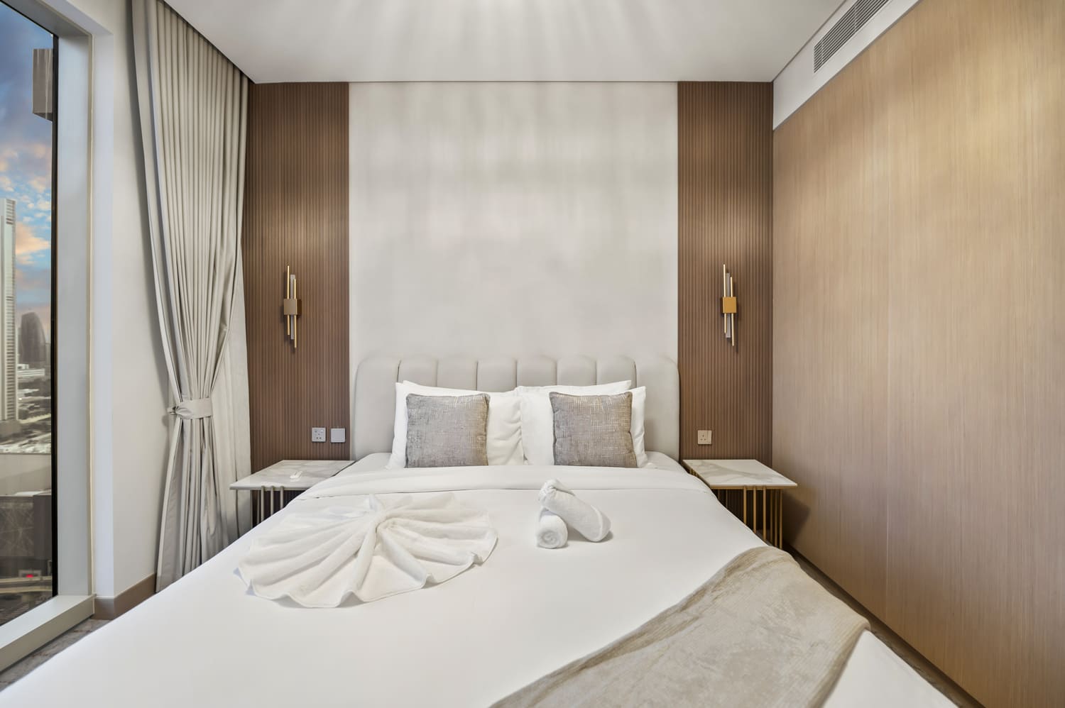 Warm inviting bedroom ambiance captured with 5-bracket HDR in Vida Tower 2 Dubai Mall